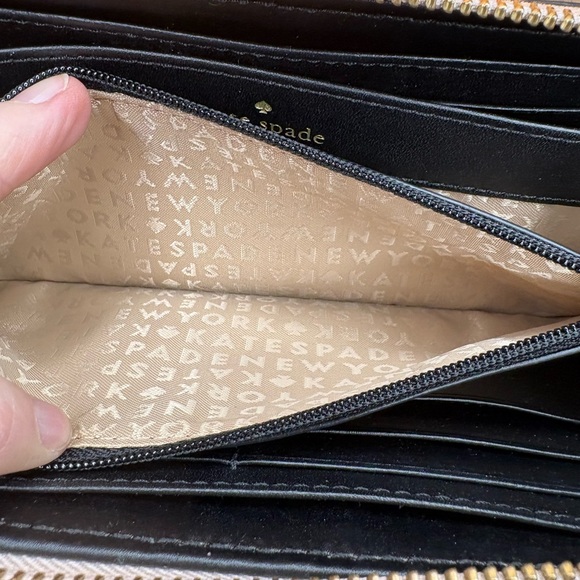 Kate Spade Black and Cream Wallet - Picture 9 of 16
